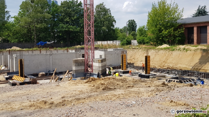 12/15 Budowa nowych bloków na os. Dolinki