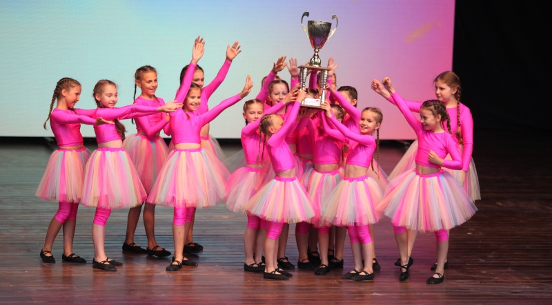 7/19 Międzynarodowy Festiwal Tańca Folk Przystań 