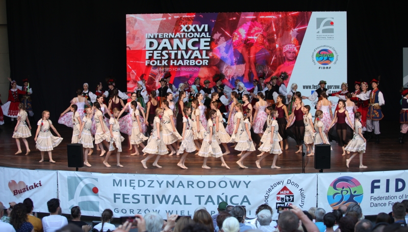 11/19 Międzynarodowy Festiwal Tańca Folk Przystań 