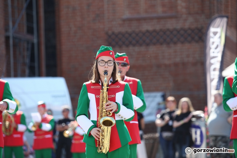 3/38 Pokaz musztry paradnej w wykonaniu Gorzowskiej Orkiestry Dętej