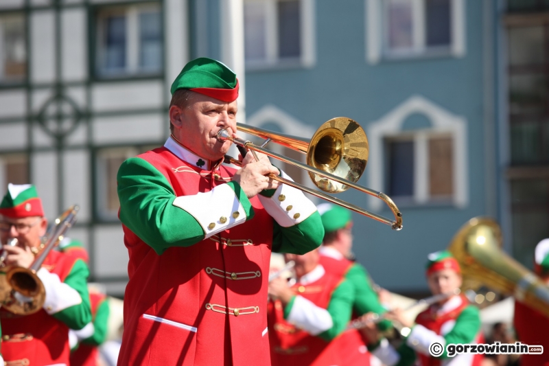 4/38 Pokaz musztry paradnej w wykonaniu Gorzowskiej Orkiestry Dętej