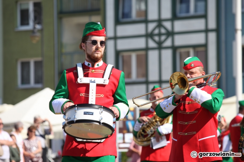 8/38 Pokaz musztry paradnej w wykonaniu Gorzowskiej Orkiestry Dętej