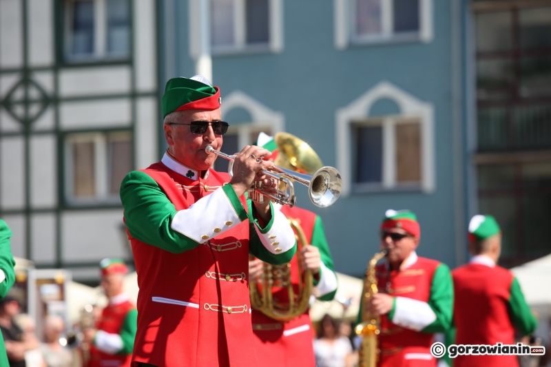 12/38 Pokaz musztry paradnej w wykonaniu Gorzowskiej Orkiestry Dętej