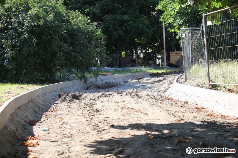 29/33 Tak wygląda obecnie park Róż