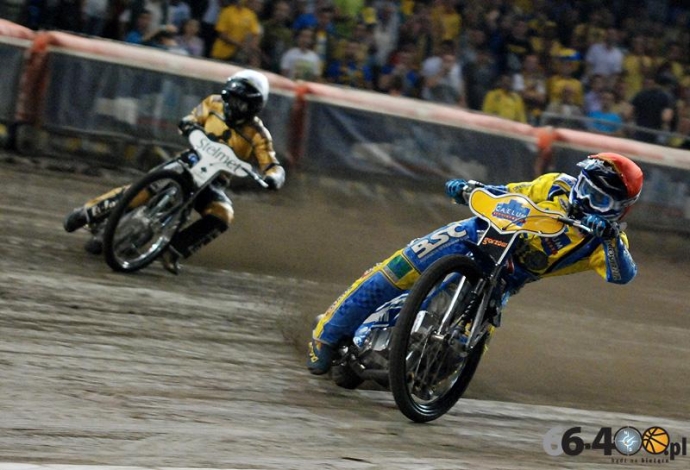 3/42 Półfinał: Caelum Stal Gorzów - Falubaz Zielona Góra 27:19