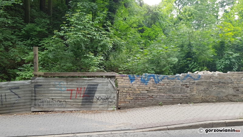 3/8 Rozbiórka piwnic Ehrenberga przy Walczaka