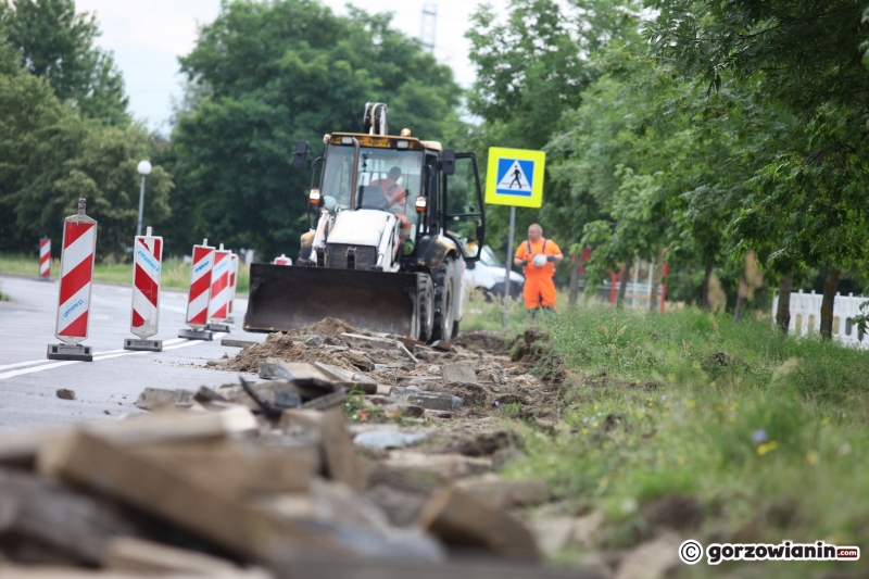 7/17 Ruszył remont ul. Kombatantów
