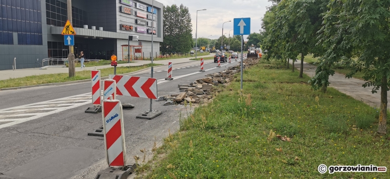 12/17 Ruszył remont ul. Kombatantów