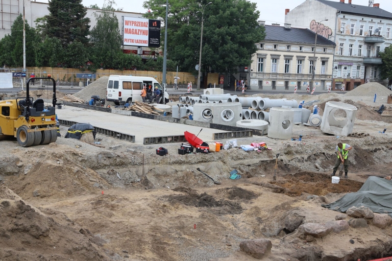 33/33 Postęp prac przy ul. Chrobrego i Mieszka I - lipiec 2021