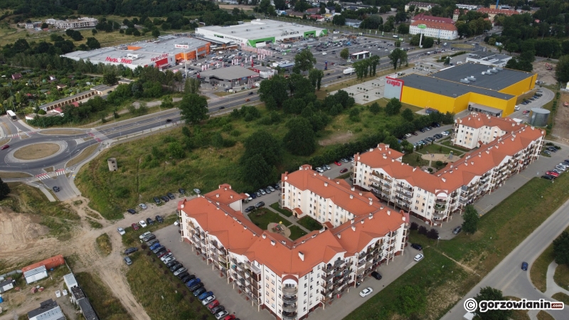 3/6 Teren gdzie zostanie wybudowany sklep Netto na os. Europejskim