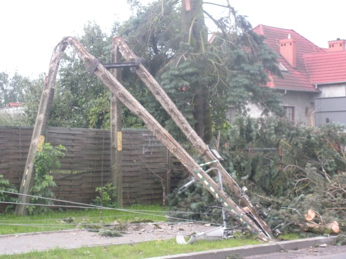 13/13 Skutki niedzielnej nawałnicy