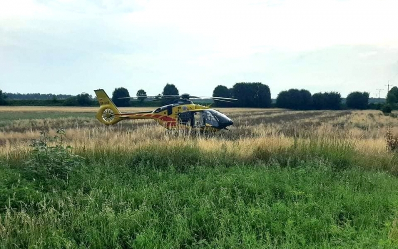 4/8 Wypadek na DW130 z udziałem opla i skody