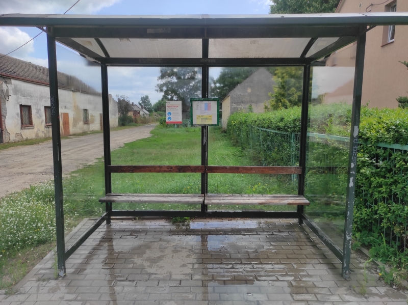 4/18 Czyszczenie pobazgranych przystanków w Gorzowie