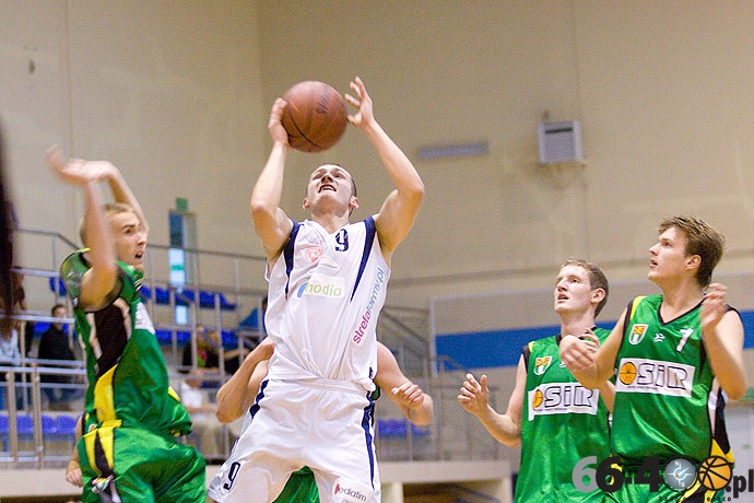 11/22 GKK I LO Gorzów - Tarnovia Tarnowo Podgórne 85:58