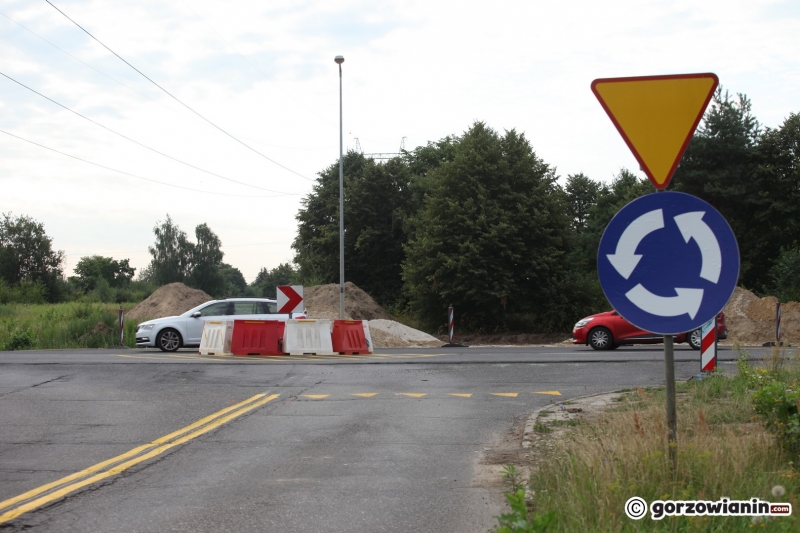 11/17 Minirondo na Walczaka i zamknięty wjazd w ul. Szarych Szeregów