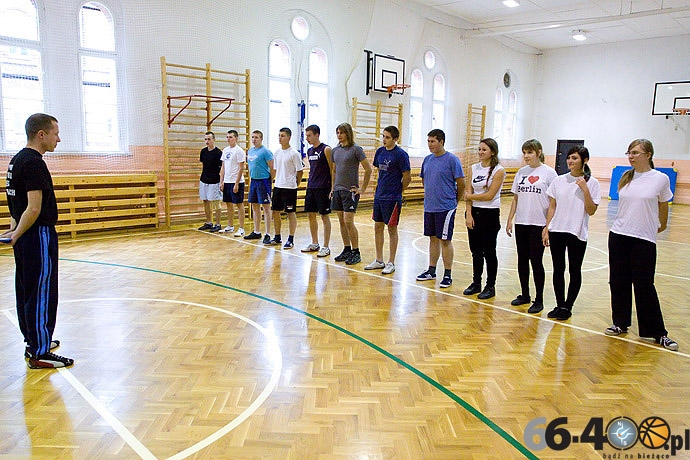 5/16 Wojskowa lekcja wychowania fizycznego w ZS Ekonomicznych