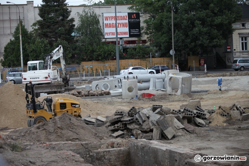 9/17 Postęp prac przy ul. Chrobrego na wysokości Arsenału