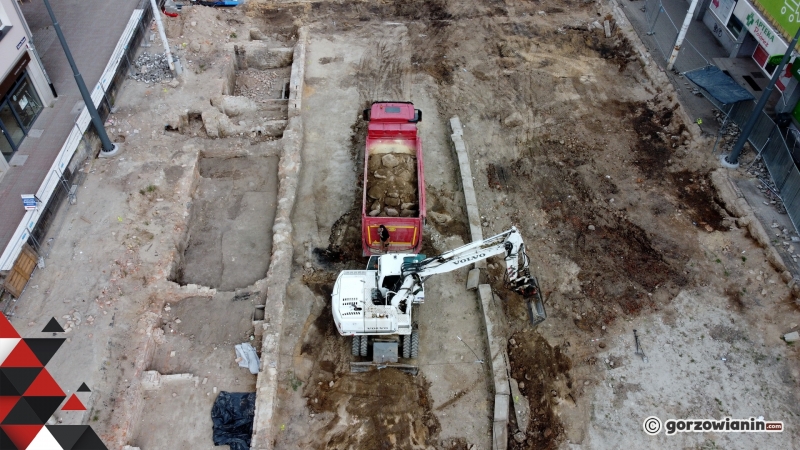 13/17 Postęp prac przy ul. Chrobrego na wysokości Arsenału