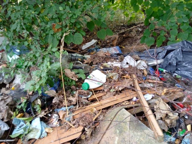 4/11 Śmieci z Gorzowskich Muraw zostały uprzątnięte