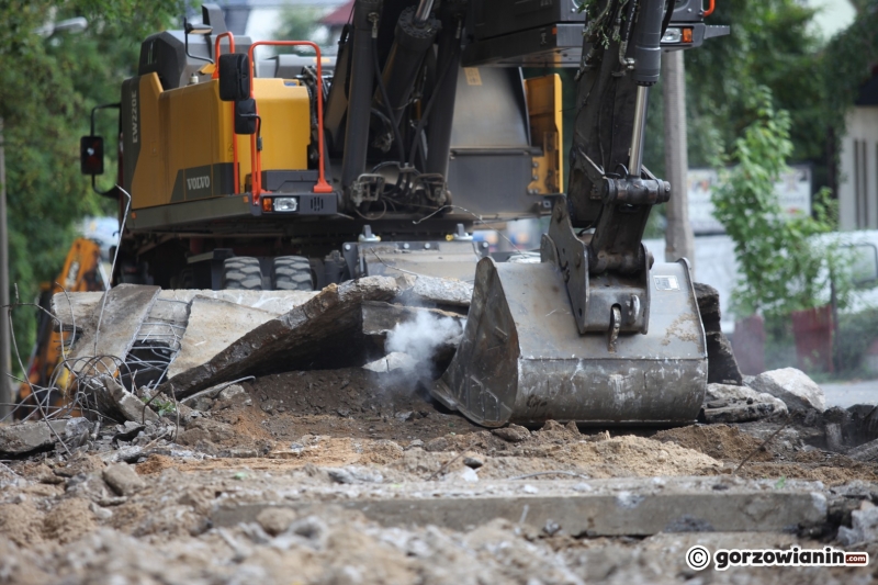 4/17 Ruszył remont ul. Okólnej