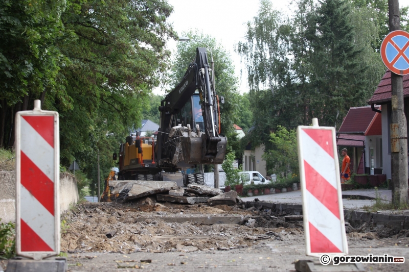 16/17 Ruszył remont ul. Okólnej