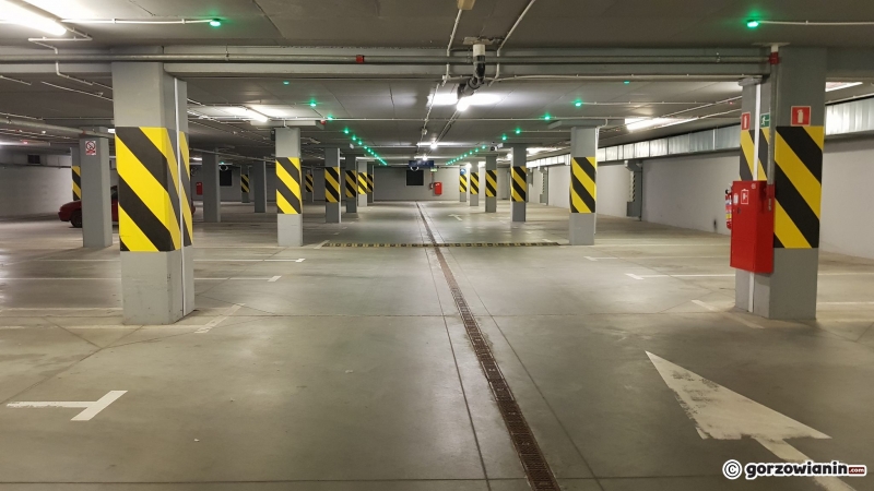 9/13 Płatny parking Filharmonii Gorzowskiej
