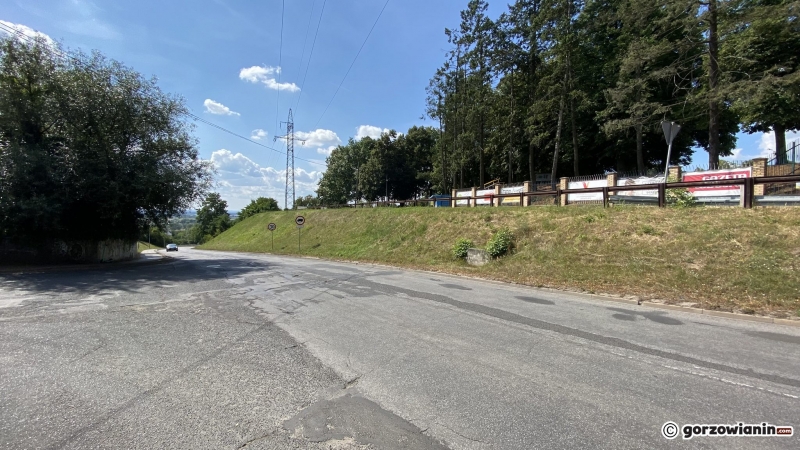 6/12 Dziurawa ul. Olimpijska