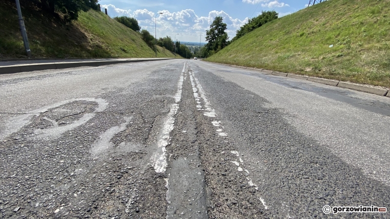 11/12 Dziurawa ul. Olimpijska