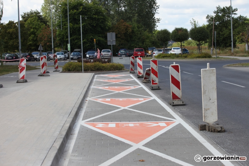 6/8 Parking kiss&ride przy szpitalu jest już gotowy