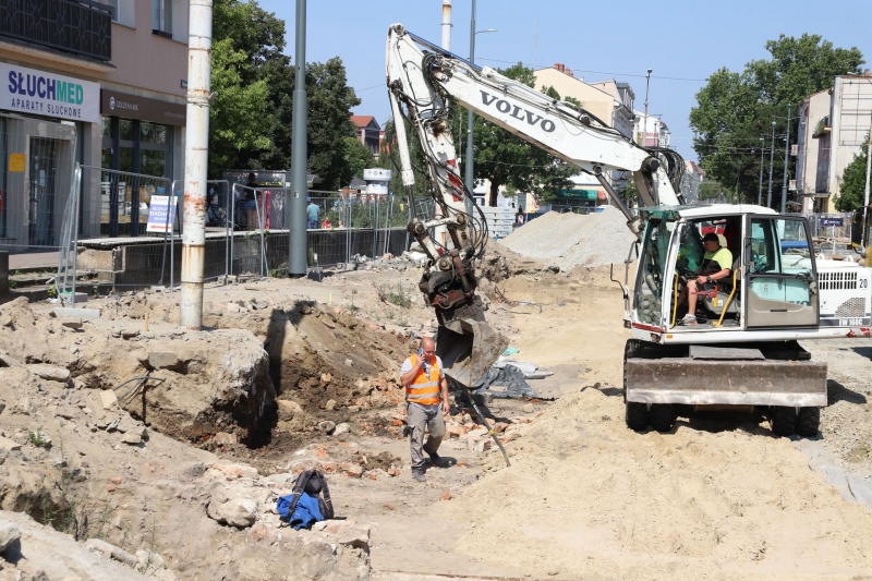 6/6 Prace archeologiczne na Chrobrego zakończone