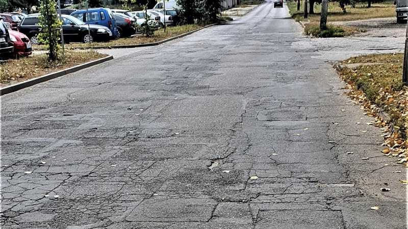 6/6 Dziurawa ul. Niemcewicza i Broniewskiego