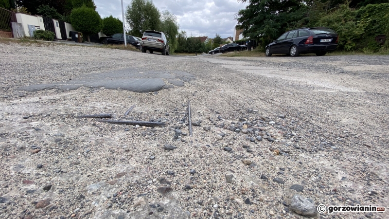 9/14 Ulica Szmaragdowa w fatalnym stanie technicznym