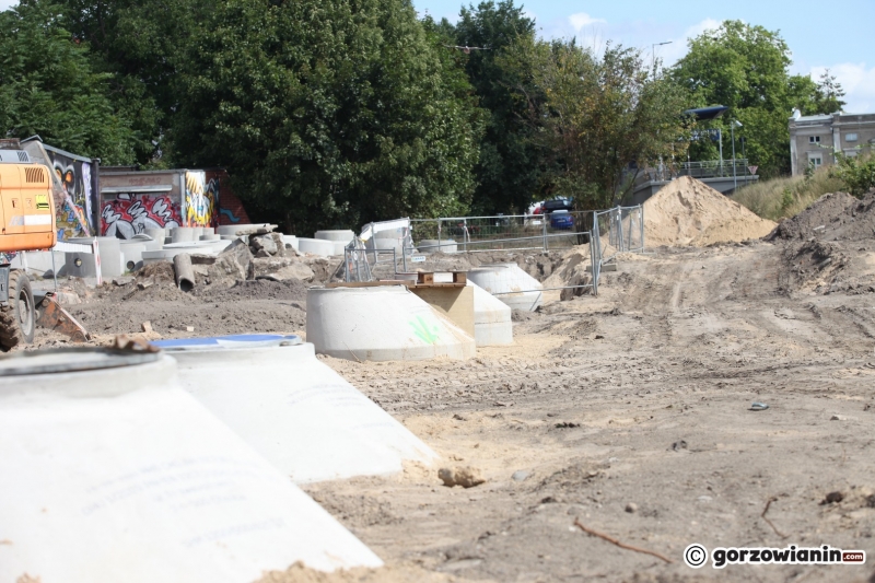 3/13 Postęp prac przy budowie nowego odcinka ul. Spichrzowej