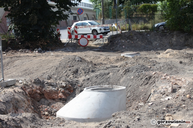 4/13 Postęp prac przy budowie nowego odcinka ul. Spichrzowej