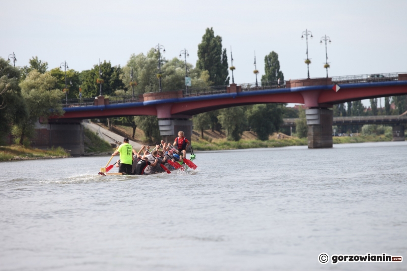4/23 Wyścigi smoczych łodzi na rzece Warcie