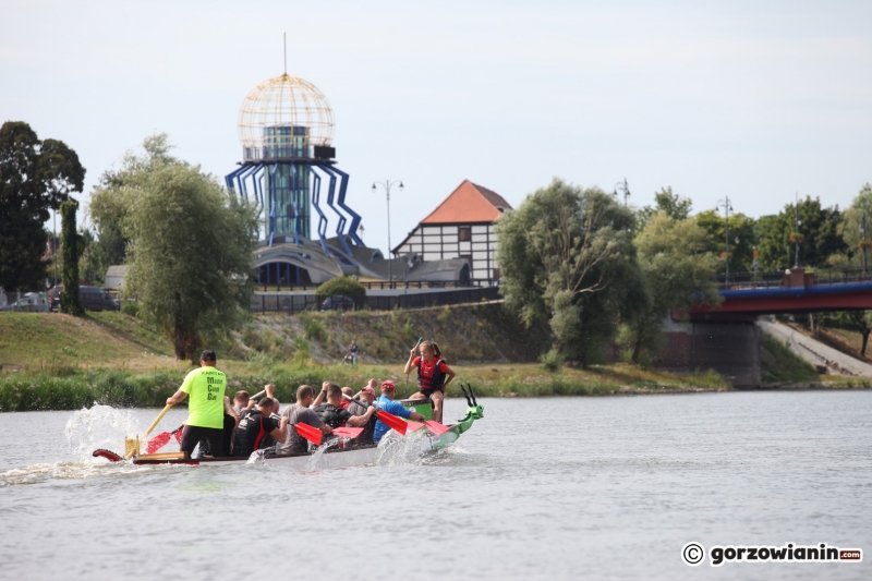 7/23 Wyścigi smoczych łodzi na rzece Warcie