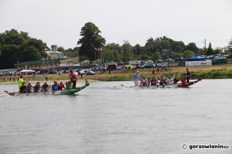 11/23 Wyścigi smoczych łodzi na rzece Warcie