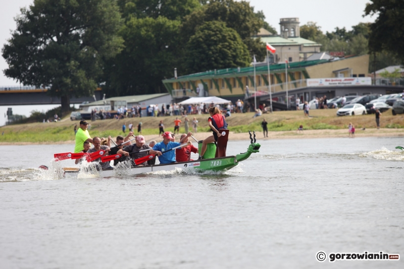 12/23 Wyścigi smoczych łodzi na rzece Warcie