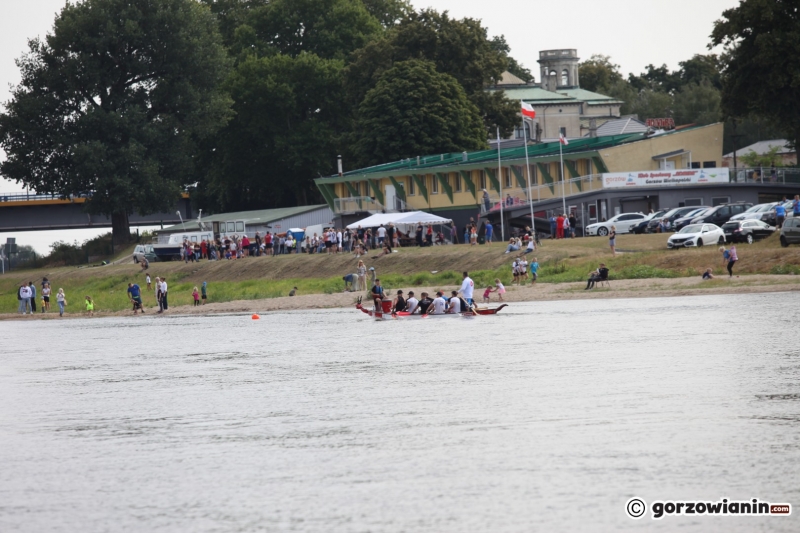 14/23 Wyścigi smoczych łodzi na rzece Warcie