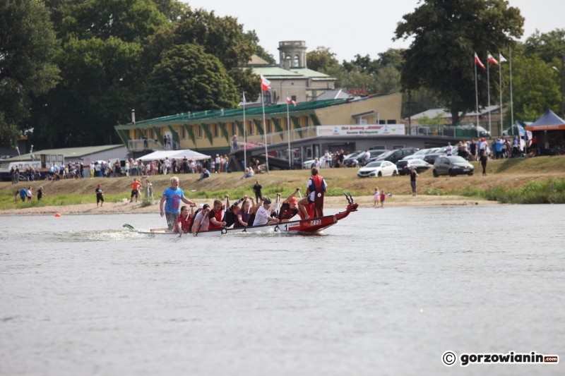 15/23 Wyścigi smoczych łodzi na rzece Warcie