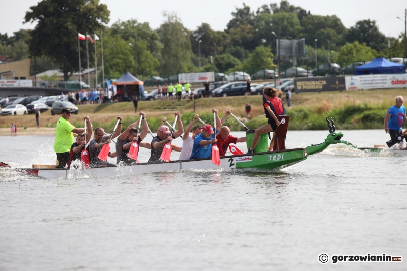 16/23 Wyścigi smoczych łodzi na rzece Warcie