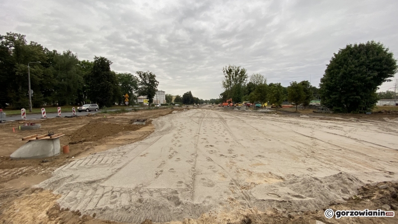 4/28 Postęp prac przy rozbudowie ul. Walczaka