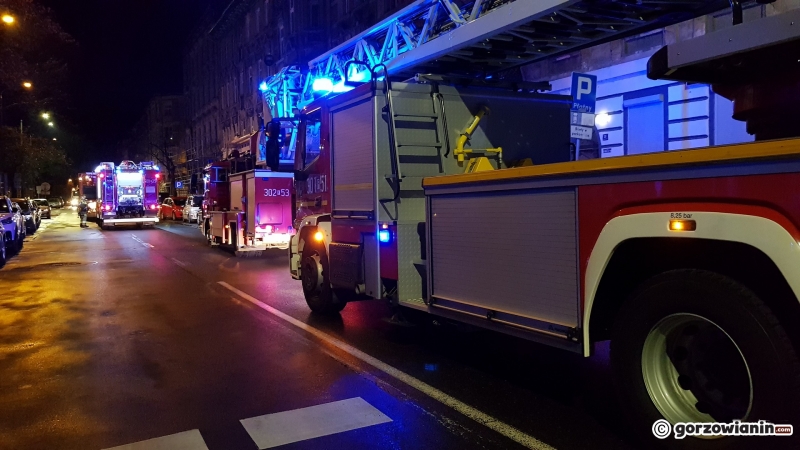 7/8 Akcja gaśnicza przy ul. Dąbrowskiego i 30 Stycznia
