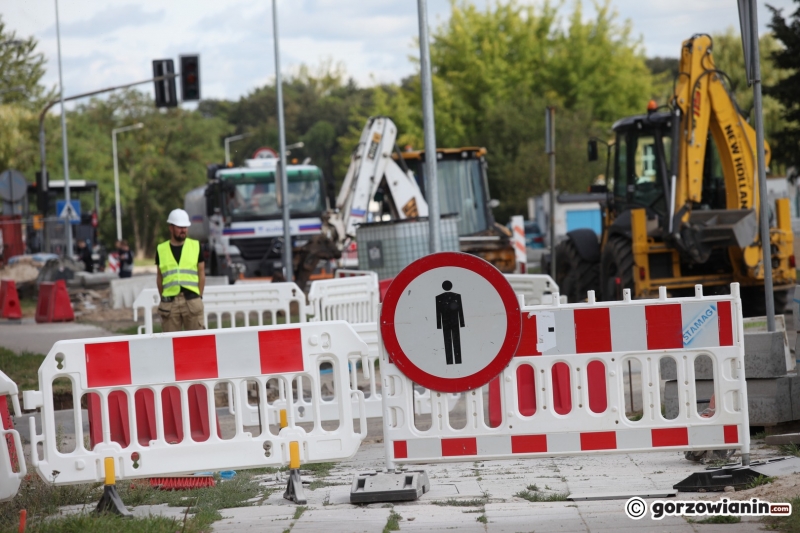 4/16 Trwa remont ul. Kombatantów