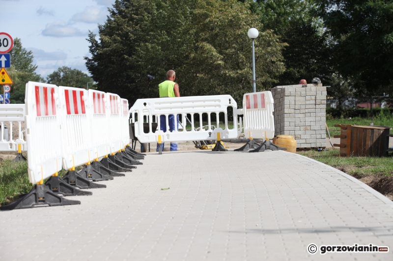 14/16 Trwa remont ul. Kombatantów