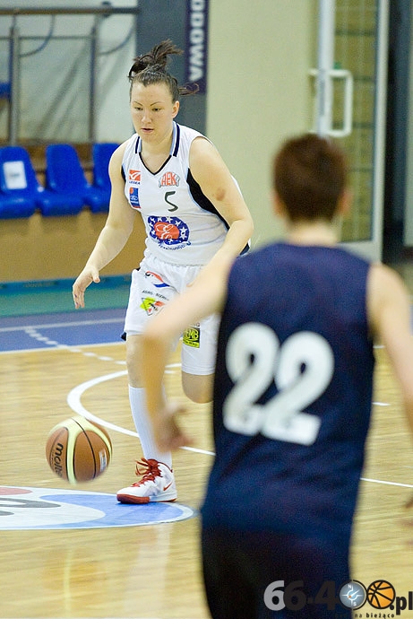 10/31 AZS PWSZ Gorzów - MKS PWSZ KON-BET Konin 43:50 - memoriał im. Oli Piotrowskiej