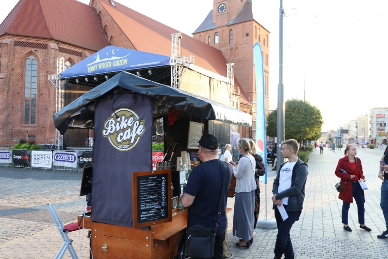 23/23 Ruszył Nocny Szlak Kulinarny