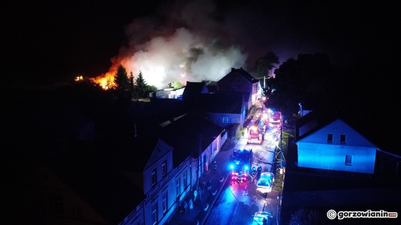 5/10 Ogromny pożar nielegalnego składowiska opon w Lubnie