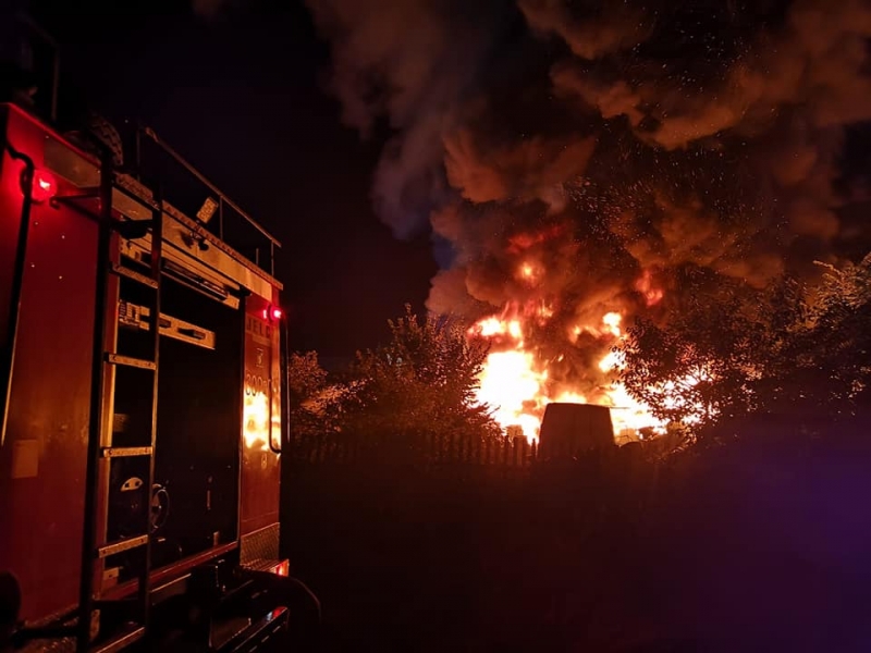 9/10 Ogromny pożar nielegalnego składowiska opon w Lubnie