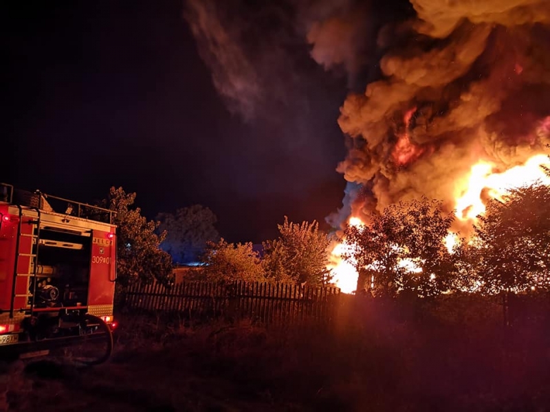 10/10 Ogromny pożar nielegalnego składowiska opon w Lubnie
